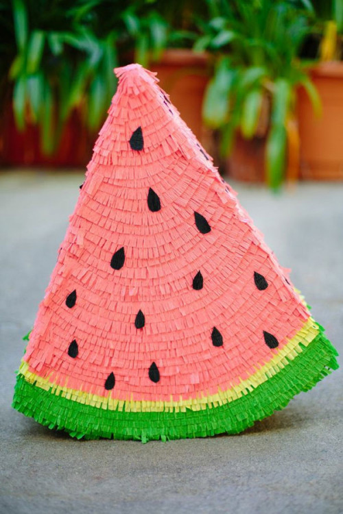 Watermelon-Pinata1_ohhappyday