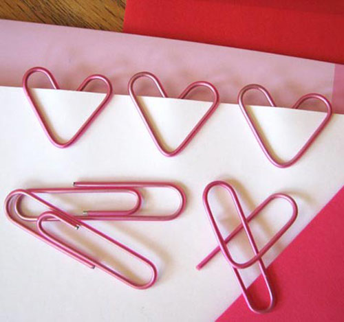Turn boring paperclips into something cute and fun! Just don't attach one with a love note to your son's lunchbox every day. It won't go over well. 