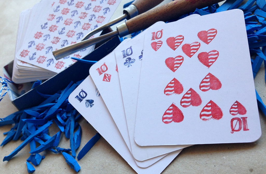 10 Amazing Decks of Cards Design & Paper