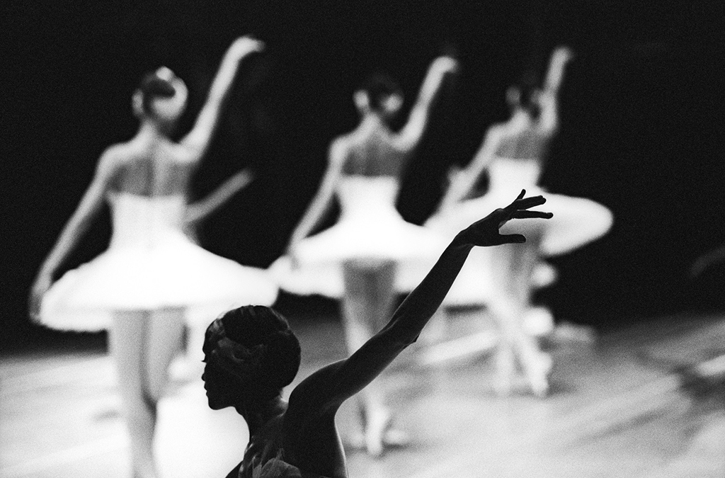 Sasha Gusov's Photographs Of The Bolshoi Ballet Made Into A Calendar