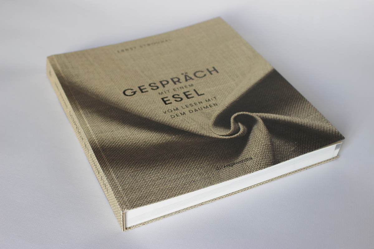 Gespräch mit Einem Esel - A Book That Turns Your Reading Habits Upside Down