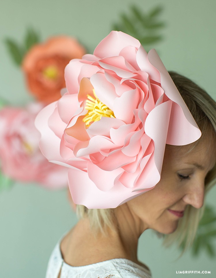 10 DIY Paper Flower Tutorials to Help Bring the Outdoors Inside