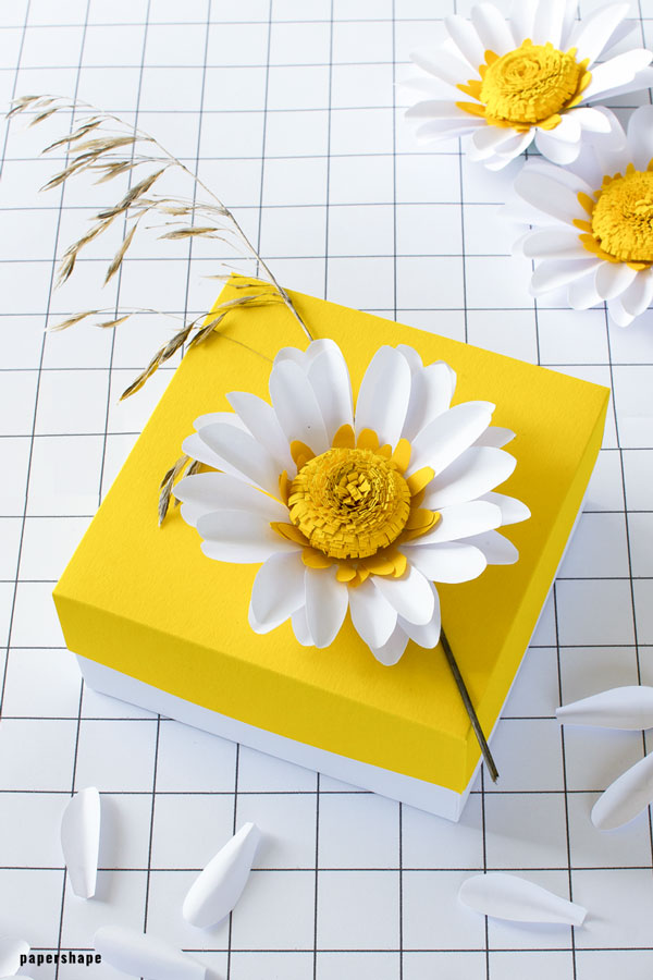 10 DIY Paper Flower Tutorials to Help Bring the Outdoors Inside