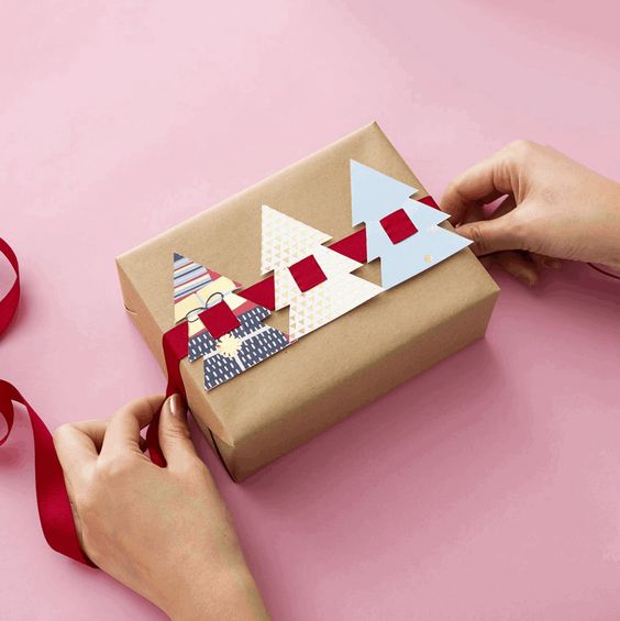 42 Creative Ways To Wrap Your Holiday Gifts With Traditional