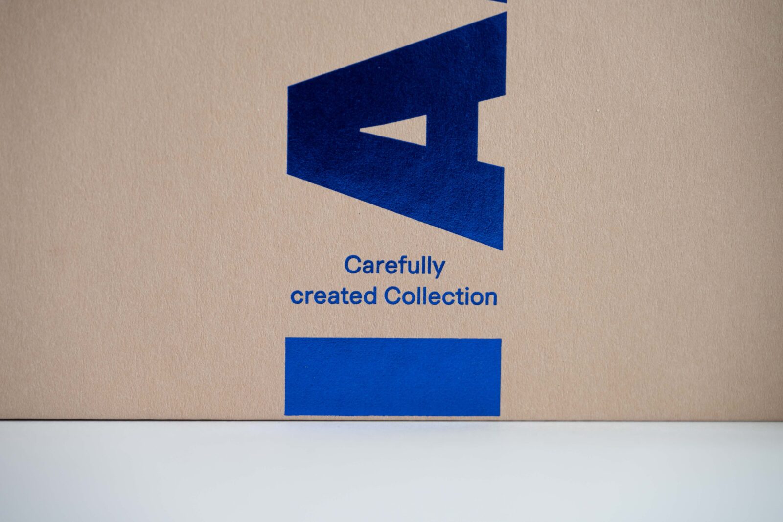 I AM PAPER – Europapier’s 8th edition Design Papers Collection!