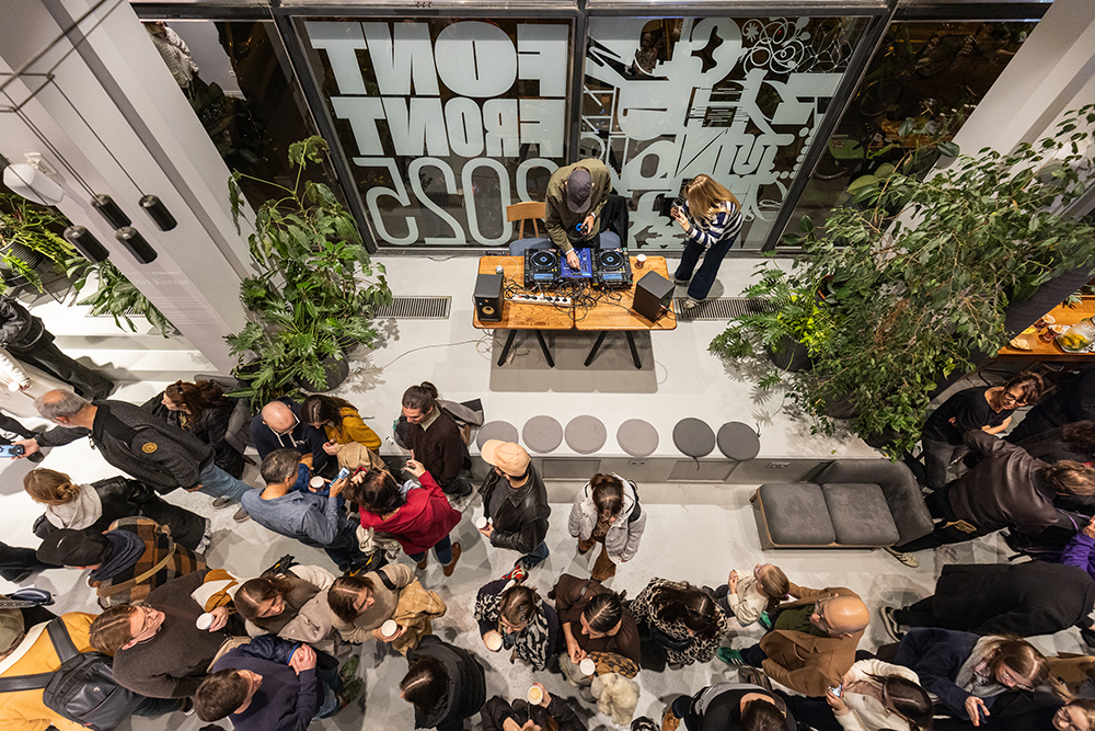 2025_FonFront_mohaibalazs_090