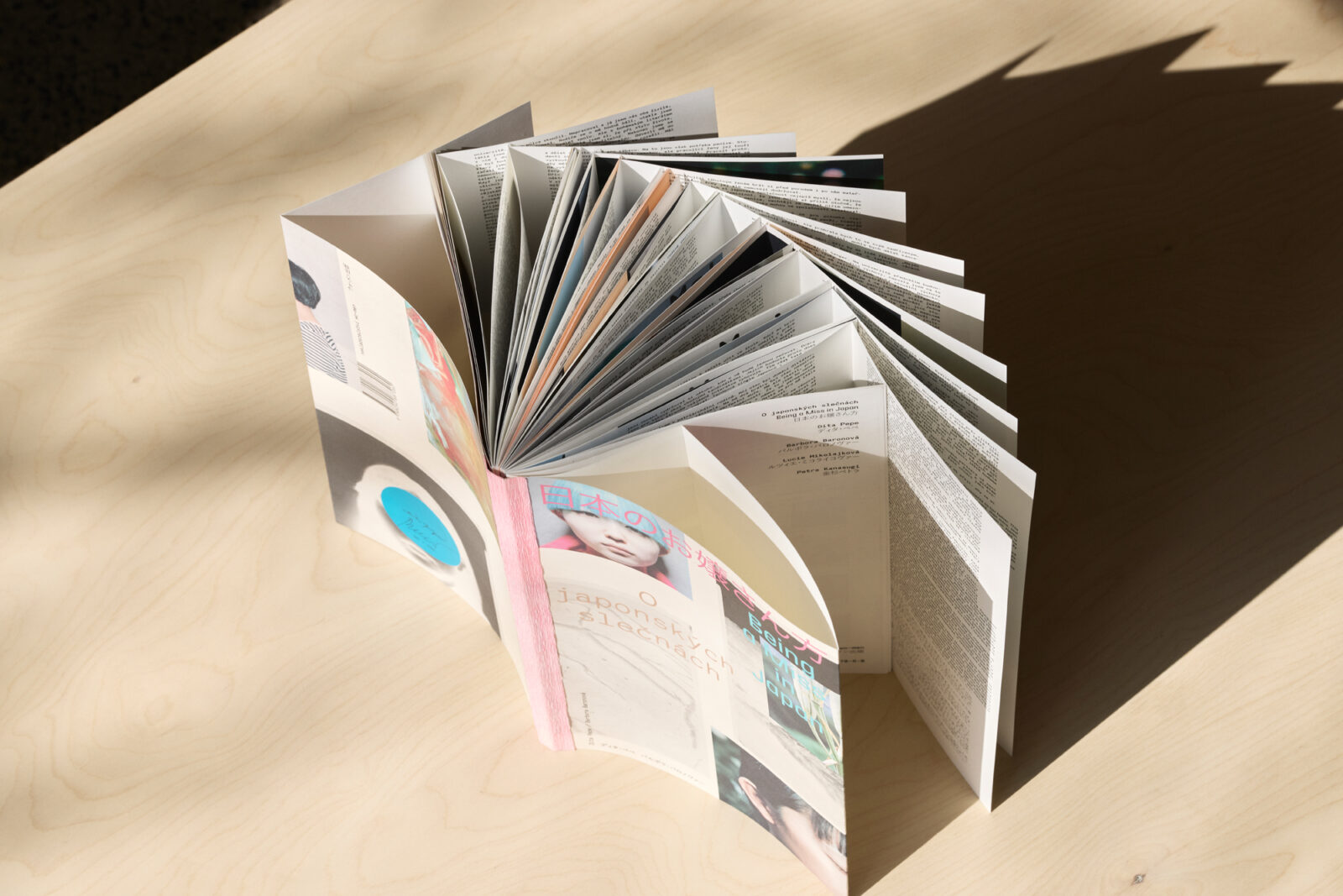 Precise hand finishing due to the high number of fold-out pages